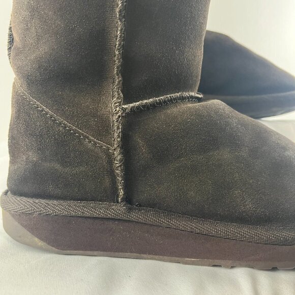 Emu Dark Brown Sheepskin Boots - Picture 9 of 12